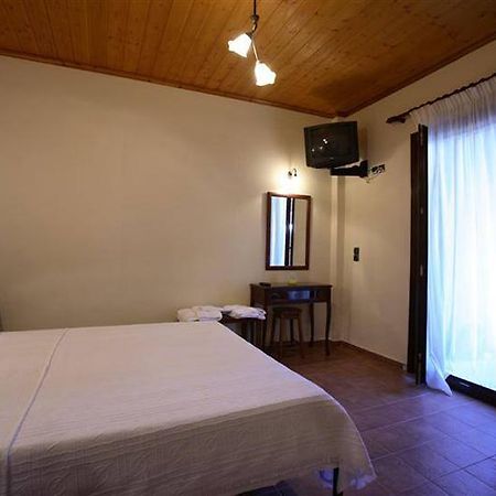 Mirsinia Apartments - Skopelos Loutraki  Exterior foto